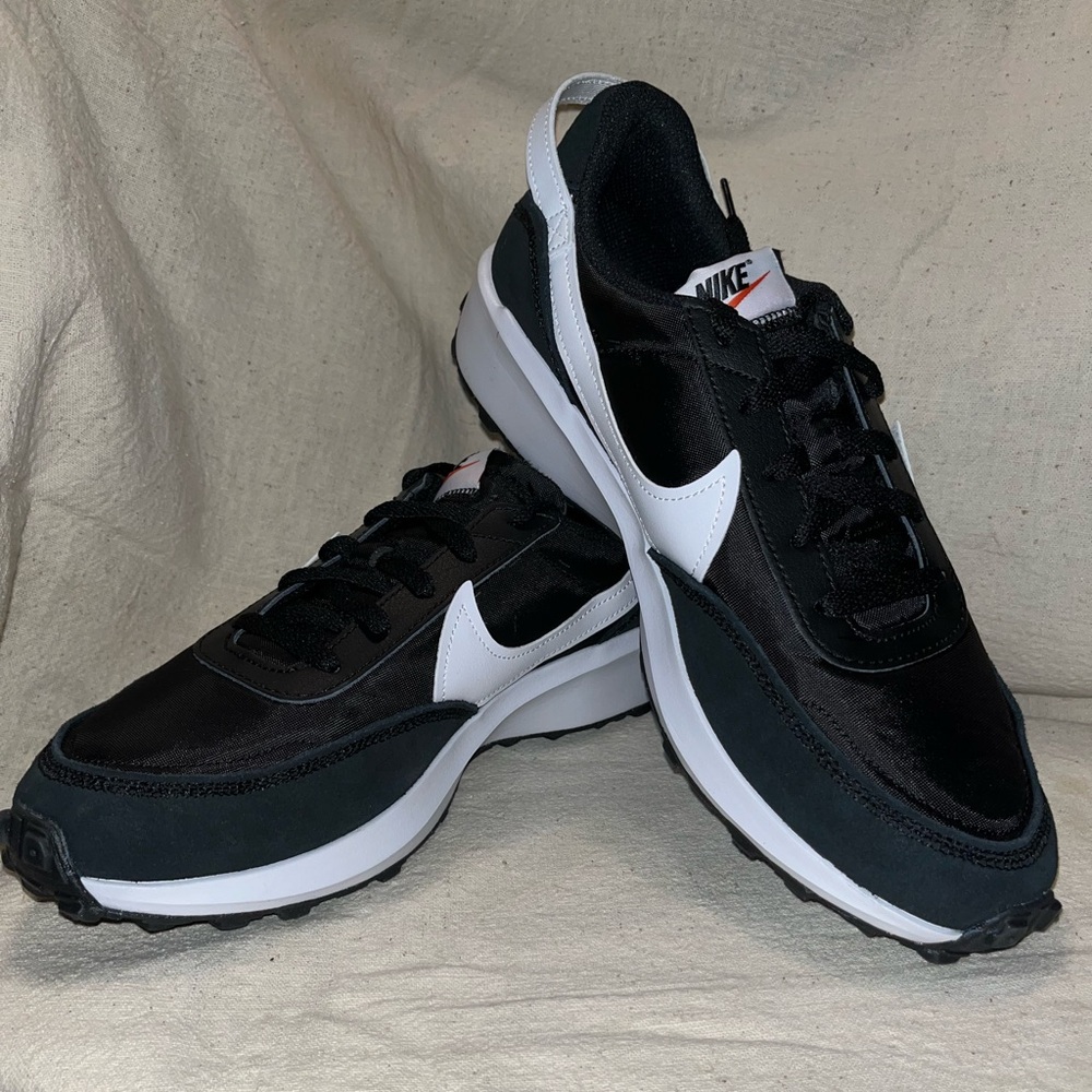 Nike Women’s Waffle Debut in a Black/ Orange/ Clear and White